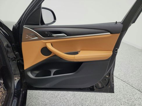 Used 2024 BMW X3 sDrive30i w/ M Sport Package image 19