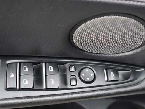 Used 2018 BMW X5 xDrive40e image 21