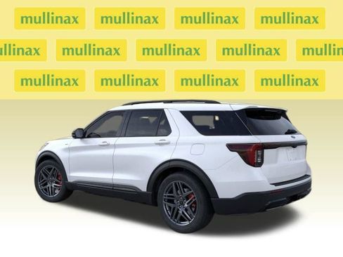 New 2026 Ford Explorer ST-Line w/ ST-Line Street Pack RWD image 5