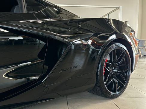 Used 2024 Chevrolet Corvette Z06 image 9