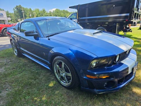 Used 2007 Ford Mustang GT Premium RWD image 4