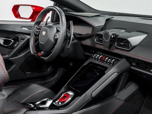 Used 2020 Lamborghini Huracan EVO AWD/4WD image 30