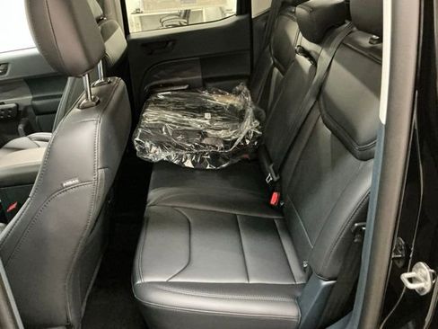 New 2026 Ford Maverick Lariat w/ Black Appearance Package image 13