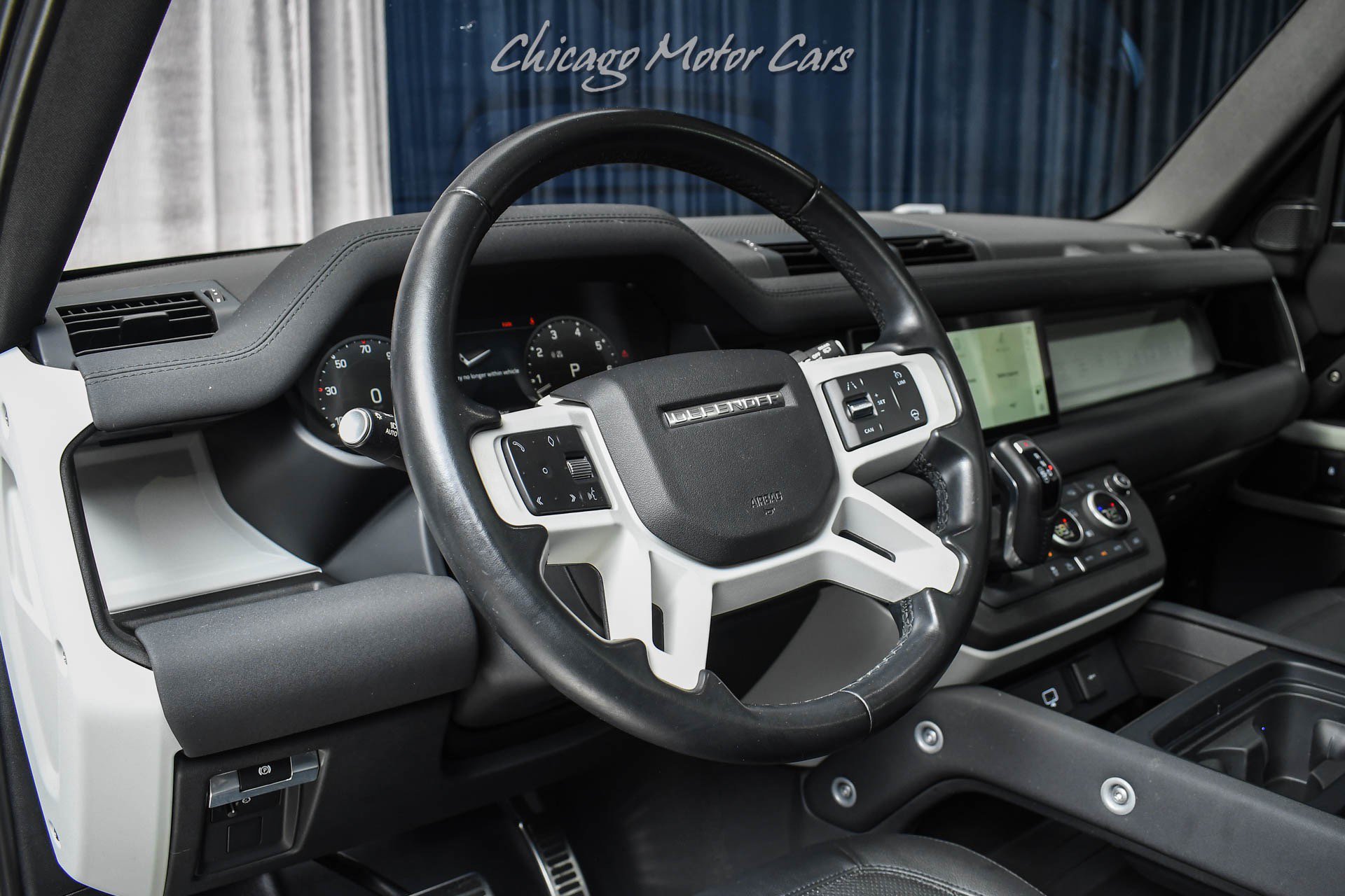 Used 2023 Land Rover Defender 110 SE AWD/4WD image 8