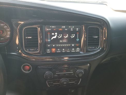 Used 2022 Dodge Charger Scat Pack RWD image 9