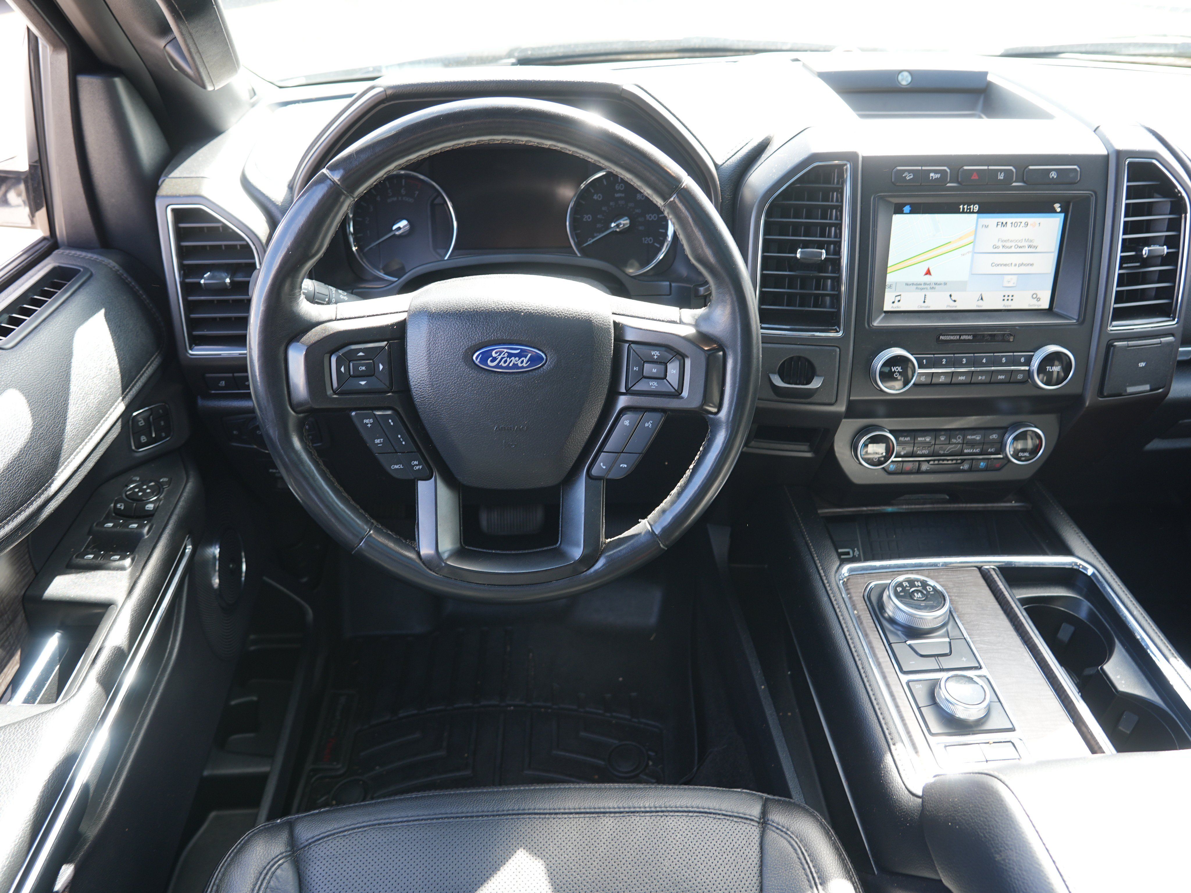 Used 2019 Ford Expedition Limited w/ Equipment Group 301A AWD/4WD image 20