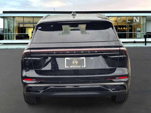 New 2026 Lincoln Nautilus Reserve w/ Jet Appearance Package image 5