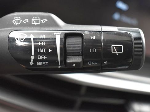 Used 2025 Kia Sorento S w/ Panoramic Sunroof Package image 28