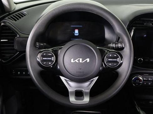 Used 2025 Kia Soul S FWD image 37