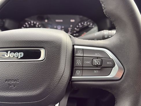 Used 2023 Jeep Compass Limited w/ Elite Group image 10