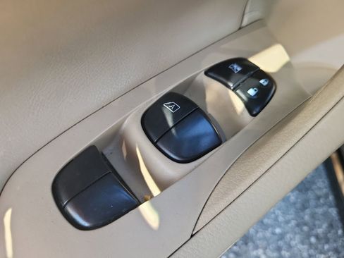 Used 2017 Nissan Altima 2.5 SV image 16