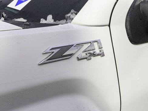 Used 2017 GMC Sierra 1500 SLE w/ SLE Value Package image 7