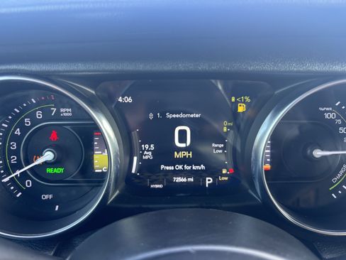 Used 2021 Jeep Wrangler Unlimited Sahara w/ Cold Weather Group AWD/4WD image 22