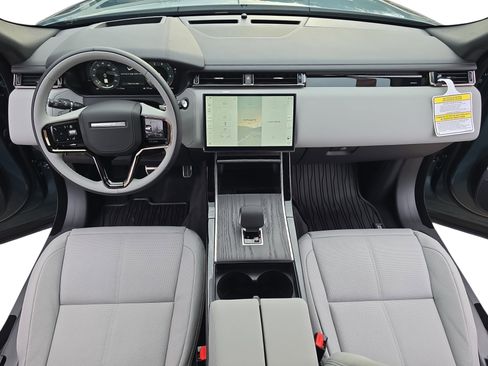 New 2026 Land Rover Range Rover Velar Dynamic SE image 9