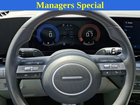 Used 2024 Hyundai Kona SEL FWD image 17