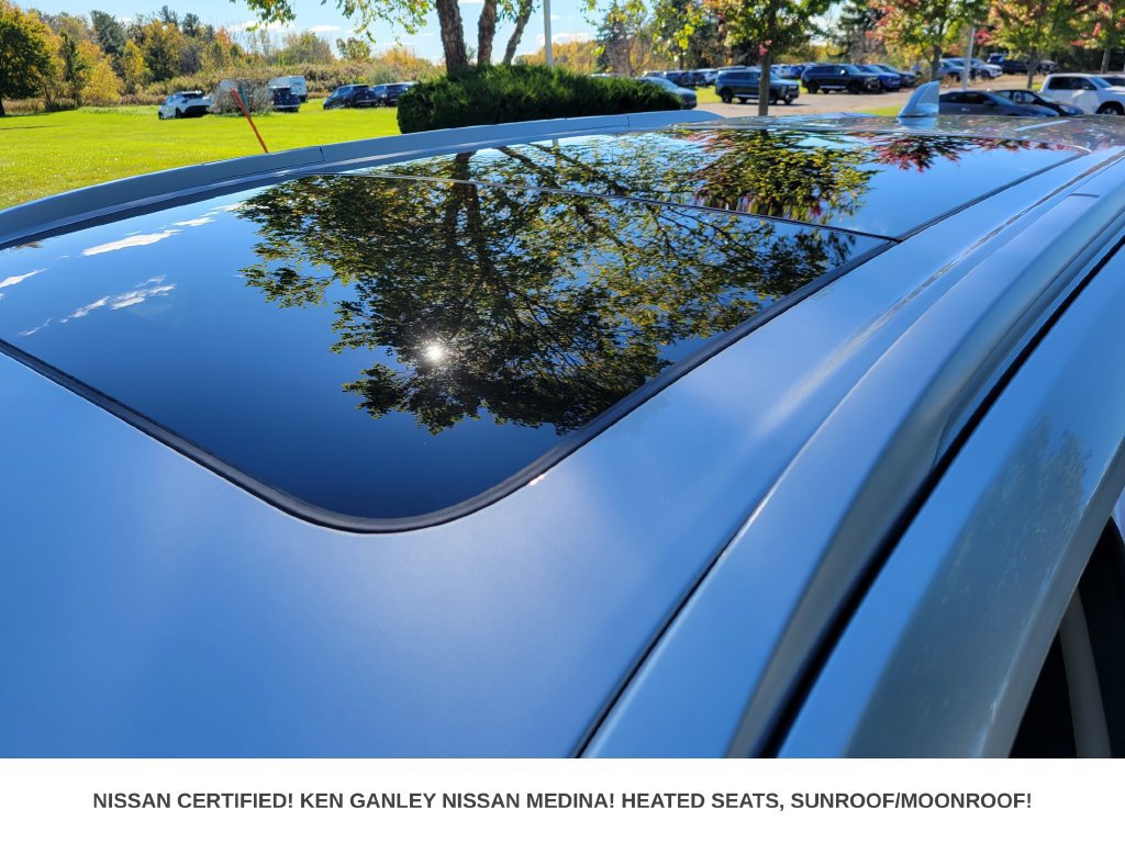 Certified 2024 Nissan Rogue SV w/ SV Premium Package AWD/4WD image 17