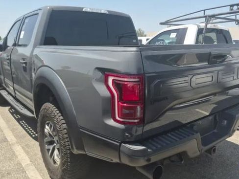 Used 2018 Ford F150 Raptor w/ Equipment Group 802A Luxury AWD/4WD image 3