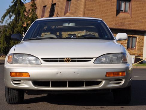 Used 1996 Toyota Camry LE FWD image 6