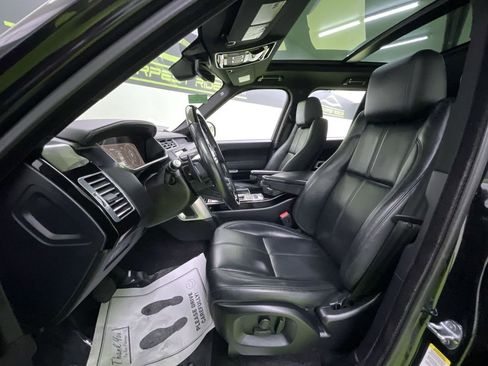 Used 2017 Land Rover Range Rover image 17