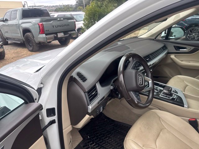 Used 2018 Audi Q7 2.0T Premium Plus w/ Premium Plus Package AWD/4WD image 8