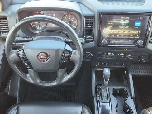 Used 2022 Nissan Frontier PRO-4X w/ Pro-4X Premium Package image 32