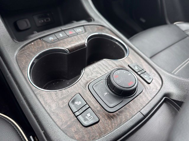 Used 2023 GMC Acadia Denali w/ Denali Ultimate Package AWD/4WD image 16