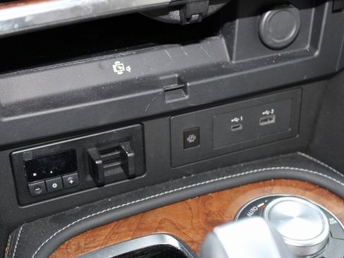 Used 2023 Nissan Armada SL w/ Cargo Package image 27