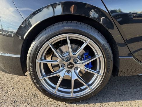 Used 2024 Volkswagen Golf R 2.0T image 10