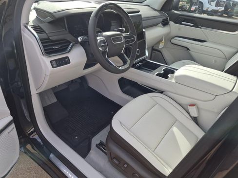 New 2026 GMC Acadia Denali w/ Super Cruise Package AWD/4WD image 10