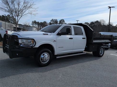 Used 2021 RAM 3500 Tradesman w/ Chrome Appearance Group image 7