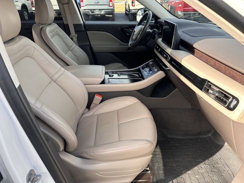 Used 2023 Lincoln Aviator Grand Touring w/ Equipment Group 301A image 14
