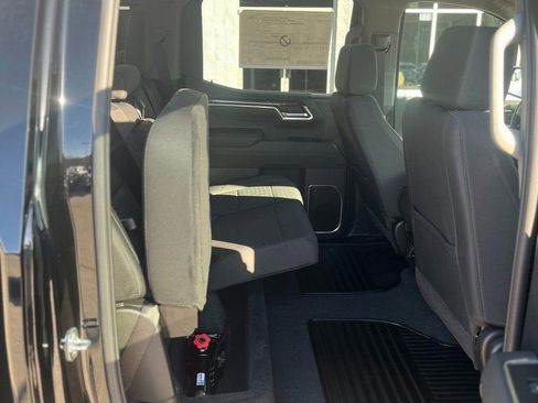 New 2025 GMC Sierra 1500 Elevation image 21