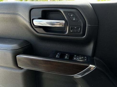 Used 2020 GMC Sierra 1500 SLT AWD/4WD image 26