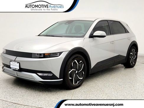 Used 2024 Hyundai Ioniq 5 SEL image 1