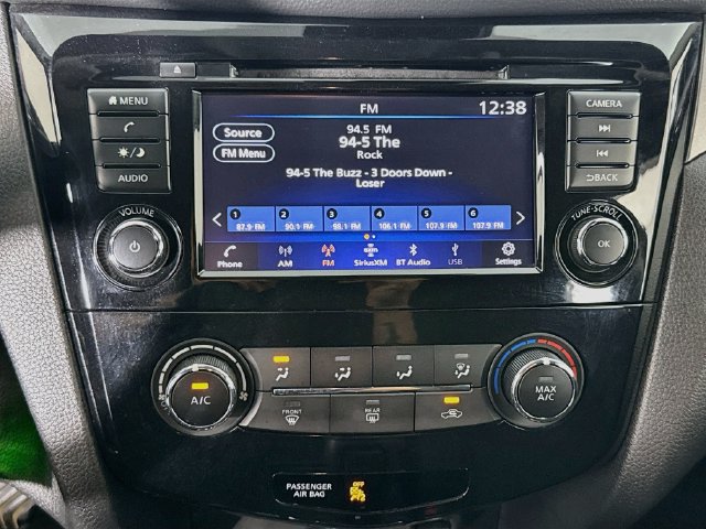 Used 2021 Nissan Rogue Sport S FWD image 15