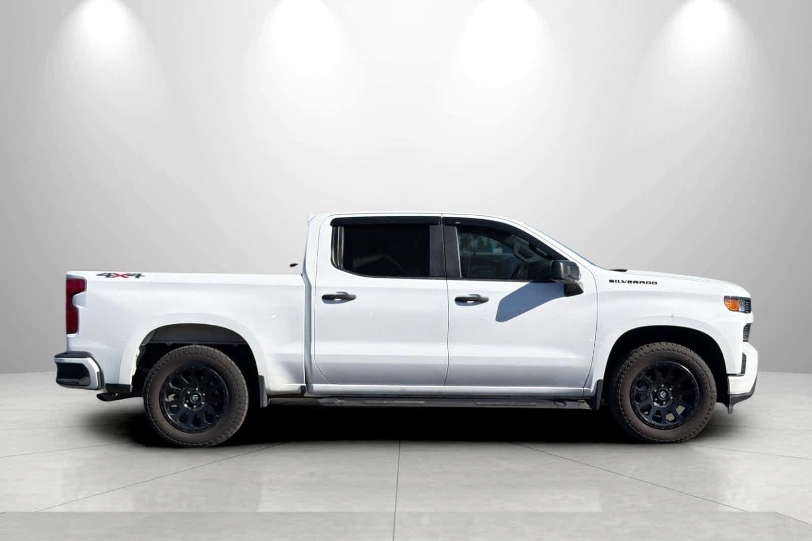 Used 2021 Chevrolet Silverado 1500 Custom AWD/4WD image 8