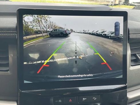 Certified 2024 Ford Expedition XLT image 16