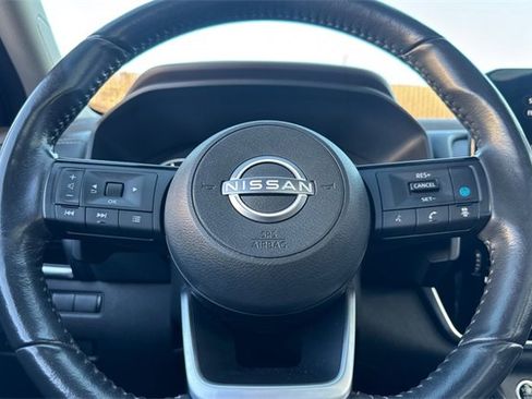 Used 2022 Nissan Rogue SL w/ SL Premium Package image 34