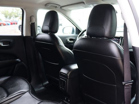 Used 2020 Jeep Compass Limited FWD image 28
