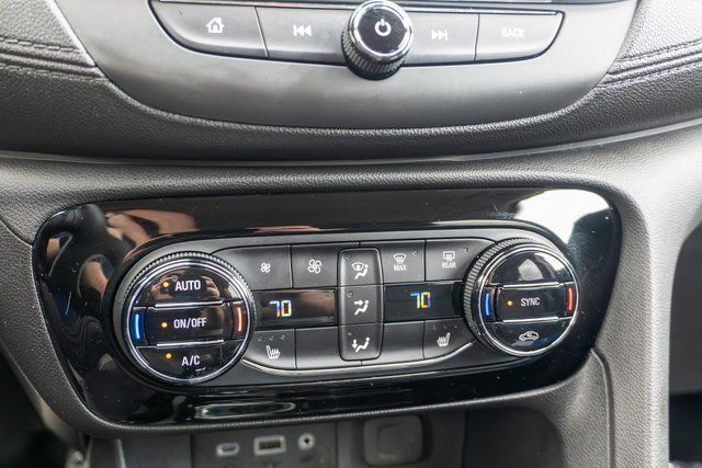 Used 2023 Buick Encore GX Select w/ Sport Touring Package FWD image 26