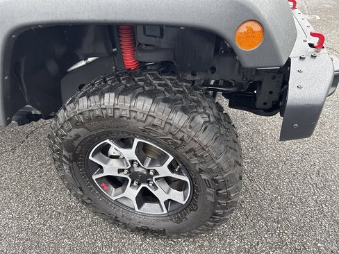 Used 2016 Jeep Wrangler Rubicon image 14