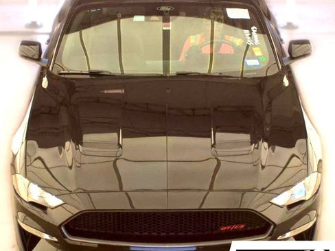 Used 2022 Ford Mustang GT Premium w/ Equipment Group 401A RWD image 2