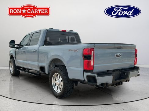 Used 2024 Ford F250 4x4 Crew Cab Super Duty image 4