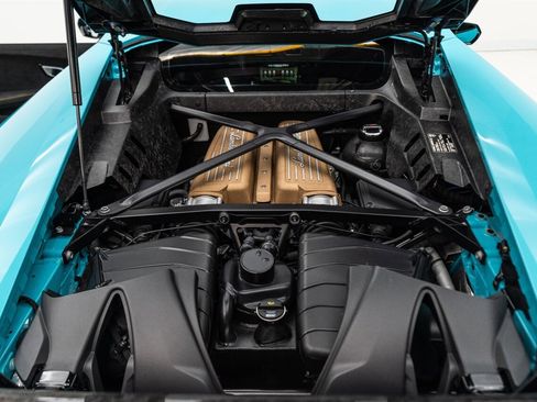 Used 2019 Lamborghini Huracan Performante AWD/4WD image 87