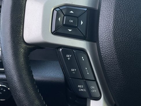 Used 2018 Ford F250 Lariat w/ Lariat Ultimate Package image 32