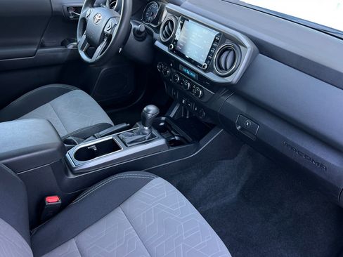 Certified 2023 Toyota Tacoma TRD Sport AWD/4WD image 15