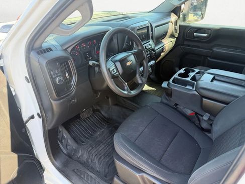 Used 2021 Chevrolet Silverado 2500 W/T w/ WT Convenience Package image 15