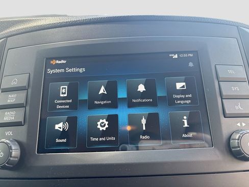 Used 2023 Mercedes-Benz Metris Passenger image 26