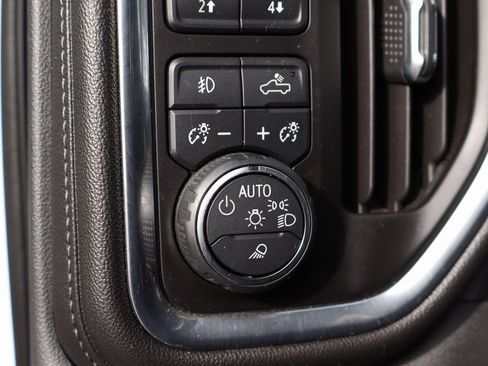 Used 2019 Chevrolet Silverado 1500 LT Trail Boss image 24