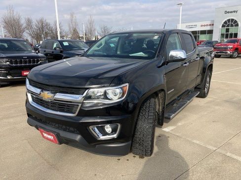 Used 2015 Chevrolet Colorado LT w/ Luxury Package image 3